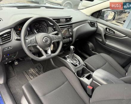 Синий Ниссан Rogue Sport, объемом двигателя 2 л и пробегом 72 тыс. км за 15288 $, фото 12 на Automoto.ua