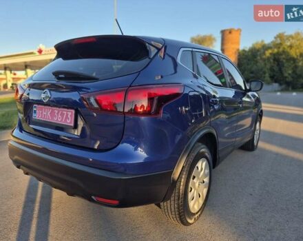 Синий Ниссан Rogue Sport, объемом двигателя 2 л и пробегом 140 тыс. км за 13800 $, фото 1 на Automoto.ua