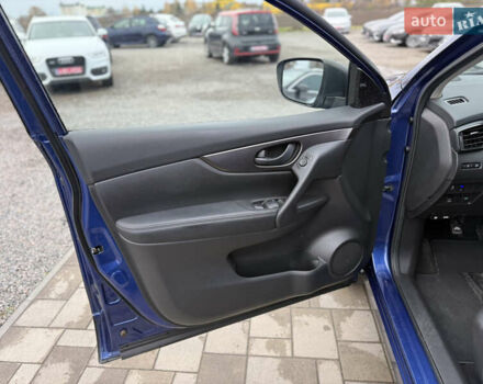 Синий Ниссан Rogue Sport, объемом двигателя 2 л и пробегом 72 тыс. км за 15288 $, фото 22 на Automoto.ua