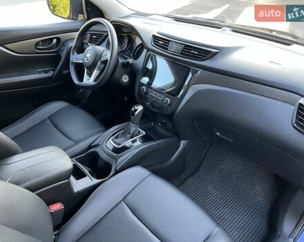 Синий Ниссан Rogue Sport, объемом двигателя 2 л и пробегом 86 тыс. км за 16500 $, фото 69 на Automoto.ua