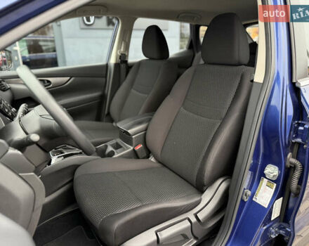 Синий Ниссан Rogue Sport, объемом двигателя 2 л и пробегом 72 тыс. км за 15288 $, фото 14 на Automoto.ua