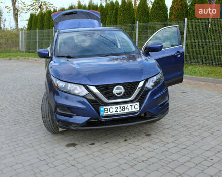 Синий Ниссан Rogue Sport, объемом двигателя 2 л и пробегом 160 тыс. км за 15000 $, фото 9 на Automoto.ua