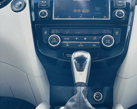 Синий Ниссан Rogue Sport, объемом двигателя 2 л и пробегом 162 тыс. км за 14950 $, фото 19 на Automoto.ua