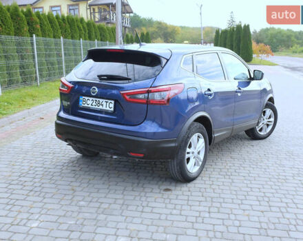 Синий Ниссан Rogue Sport, объемом двигателя 2 л и пробегом 160 тыс. км за 15000 $, фото 6 на Automoto.ua