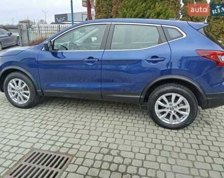 Синий Ниссан Rogue Sport, объемом двигателя 2 л и пробегом 119 тыс. км за 14150 $, фото 4 на Automoto.ua