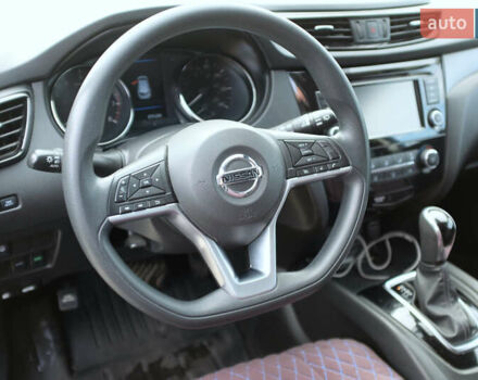 Синий Ниссан Rogue Sport, объемом двигателя 2 л и пробегом 160 тыс. км за 15000 $, фото 16 на Automoto.ua