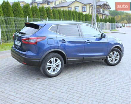 Синий Ниссан Rogue Sport, объемом двигателя 2 л и пробегом 160 тыс. км за 15000 $, фото 7 на Automoto.ua