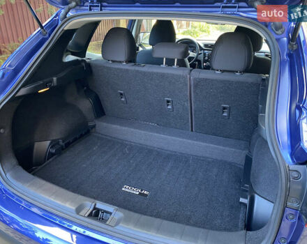 Синий Ниссан Rogue Sport, объемом двигателя 2 л и пробегом 14 тыс. км за 17100 $, фото 13 на Automoto.ua