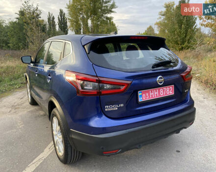 Синий Ниссан Rogue Sport, объемом двигателя 2 л и пробегом 135 тыс. км за 14999 $, фото 5 на Automoto.ua