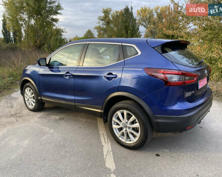 Синий Ниссан Rogue Sport, объемом двигателя 2 л и пробегом 135 тыс. км за 14999 $, фото 4 на Automoto.ua
