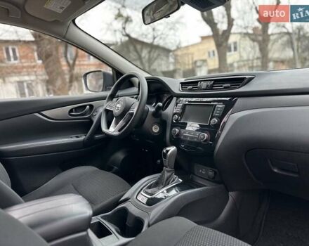 Синий Ниссан Rogue Sport, объемом двигателя 2 л и пробегом 121 тыс. км за 14999 $, фото 25 на Automoto.ua