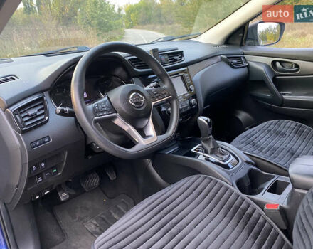 Синий Ниссан Rogue Sport, объемом двигателя 2 л и пробегом 135 тыс. км за 14999 $, фото 18 на Automoto.ua