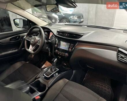 Синий Ниссан Rogue Sport, объемом двигателя 2 л и пробегом 20 тыс. км за 17599 $, фото 14 на Automoto.ua