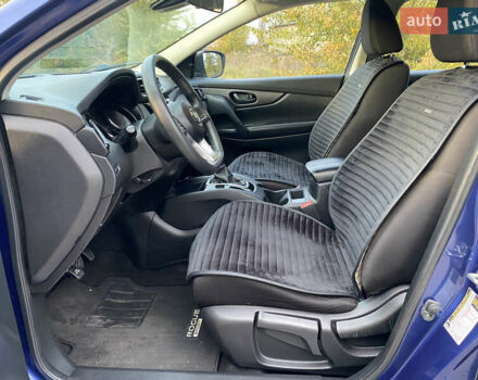 Синий Ниссан Rogue Sport, объемом двигателя 2 л и пробегом 135 тыс. км за 14999 $, фото 17 на Automoto.ua