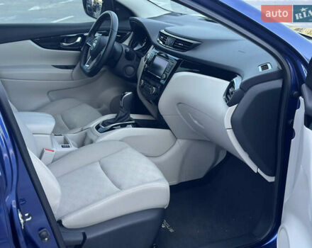 Синий Ниссан Rogue Sport, объемом двигателя 2 л и пробегом 39 тыс. км за 16300 $, фото 43 на Automoto.ua