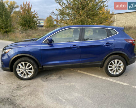 Синий Ниссан Rogue Sport, объемом двигателя 2 л и пробегом 135 тыс. км за 14999 $, фото 3 на Automoto.ua