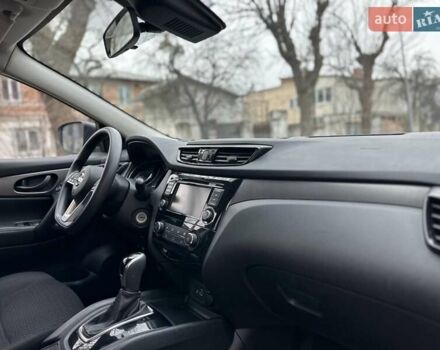 Синий Ниссан Rogue Sport, объемом двигателя 2 л и пробегом 121 тыс. км за 14999 $, фото 24 на Automoto.ua