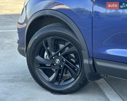Синий Ниссан Rogue Sport, объемом двигателя 2 л и пробегом 39 тыс. км за 16300 $, фото 14 на Automoto.ua