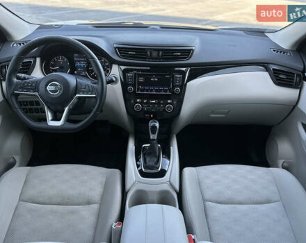 Синий Ниссан Rogue Sport, объемом двигателя 2 л и пробегом 39 тыс. км за 16300 $, фото 23 на Automoto.ua