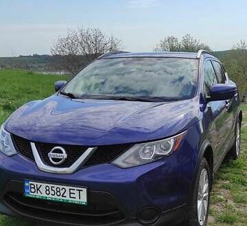 Синий Ниссан Rogue Sport, объемом двигателя 2 л и пробегом 167 тыс. км за 13900 $, фото 1 на Automoto.ua