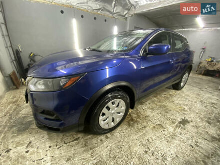 Синий Ниссан Rogue Sport, объемом двигателя 2 л и пробегом 28 тыс. км за 17950 $, фото 1 на Automoto.ua