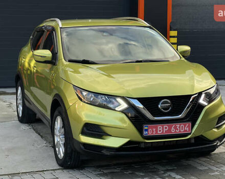 Зеленый Ниссан Rogue Sport, объемом двигателя 2 л и пробегом 32 тыс. км за 16800 $, фото 2 на Automoto.ua