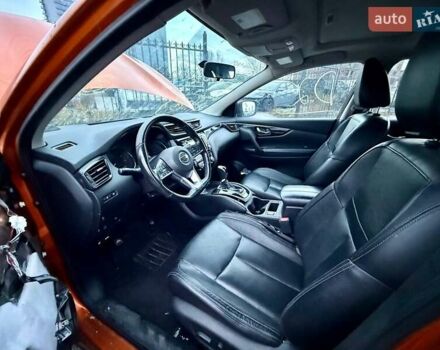 Помаранчевий Ніссан Rogue Sport, об'ємом двигуна 2 л та пробігом 110 тис. км за 10800 $, фото 28 на Automoto.ua