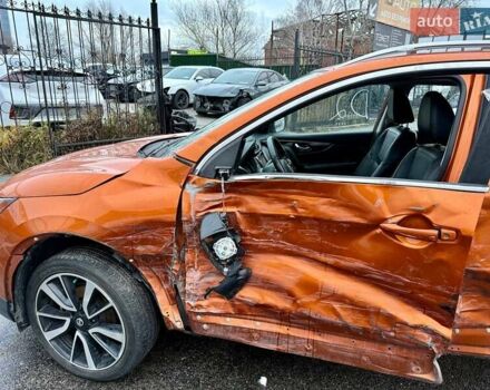 Оранжевый Ниссан Rogue Sport, объемом двигателя 2 л и пробегом 110 тыс. км за 11200 $, фото 9 на Automoto.ua
