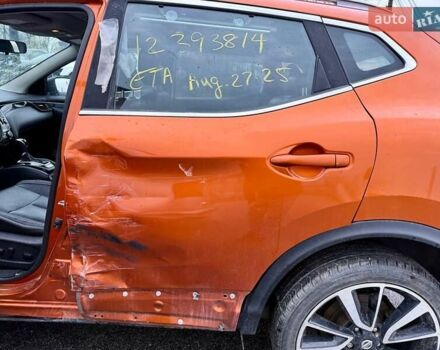 Оранжевый Ниссан Rogue Sport, объемом двигателя 2 л и пробегом 110 тыс. км за 11200 $, фото 16 на Automoto.ua