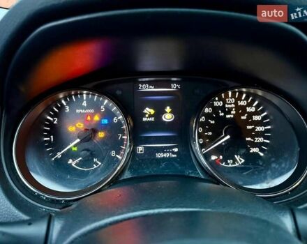 Помаранчевий Ніссан Rogue Sport, об'ємом двигуна 2 л та пробігом 110 тис. км за 10800 $, фото 31 на Automoto.ua