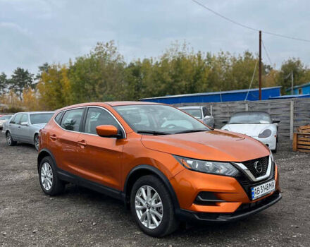 Оранжевый Ниссан Rogue Sport, объемом двигателя 2 л и пробегом 64 тыс. км за 17900 $, фото 3 на Automoto.ua