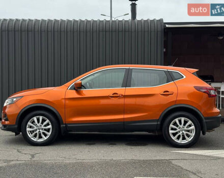Оранжевый Ниссан Rogue Sport, объемом двигателя 2 л и пробегом 83 тыс. км за 17900 $, фото 15 на Automoto.ua