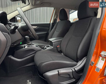 Оранжевый Ниссан Rogue Sport, объемом двигателя 2 л и пробегом 83 тыс. км за 17900 $, фото 31 на Automoto.ua