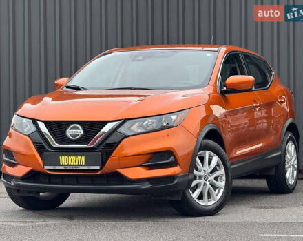 Оранжевый Ниссан Rogue Sport, объемом двигателя 2 л и пробегом 83 тыс. км за 17900 $, фото 1 на Automoto.ua