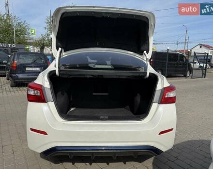 Белый Ниссан Sylphy, объемом двигателя 0 л и пробегом 60 тыс. км за 11900 $, фото 16 на Automoto.ua