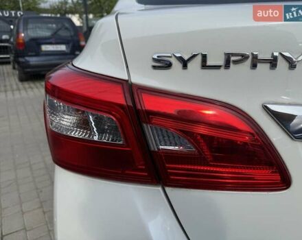 Белый Ниссан Sylphy, объемом двигателя 0 л и пробегом 60 тыс. км за 11900 $, фото 14 на Automoto.ua