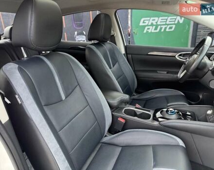 Белый Ниссан Sylphy, объемом двигателя 0 л и пробегом 60 тыс. км за 11900 $, фото 56 на Automoto.ua