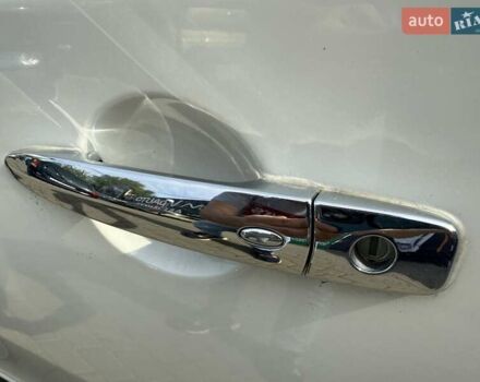 Белый Ниссан Sylphy, объемом двигателя 0 л и пробегом 60 тыс. км за 11900 $, фото 10 на Automoto.ua