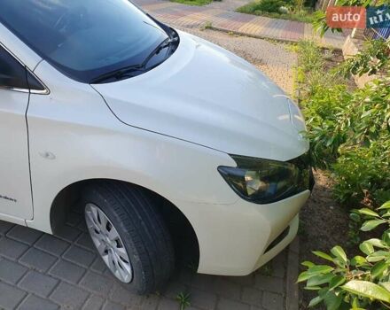 Белый Ниссан Sylphy, объемом двигателя 0 л и пробегом 75 тыс. км за 12200 $, фото 5 на Automoto.ua