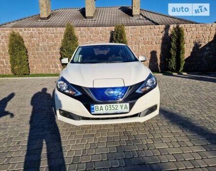 Білий Ніссан Sylphy, об'ємом двигуна 0 л та пробігом 18 тис. км за 15500 $, фото 2 на Automoto.ua