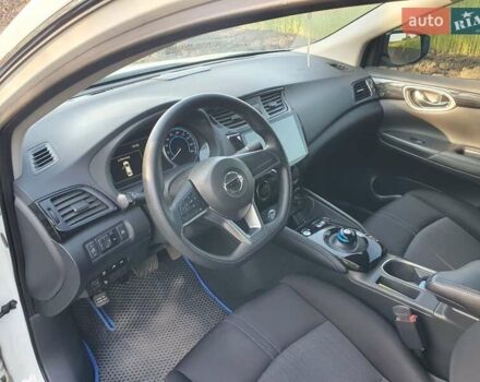 Белый Ниссан Sylphy, объемом двигателя 0 л и пробегом 75 тыс. км за 12200 $, фото 19 на Automoto.ua