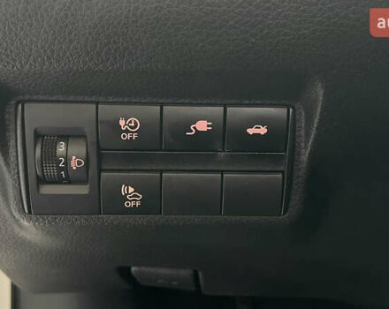Белый Ниссан Sylphy, объемом двигателя 0 л и пробегом 95 тыс. км за 11699 $, фото 17 на Automoto.ua