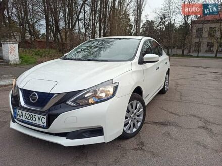Ніссан Sylphy 2018 у Києві на Automoto.ua Білий Ніссан Sylphy, об'ємом двигуна 0 л та пробігом 101 тис. км за 11900 $, фото 1 на Automoto.ua