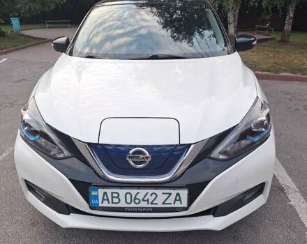 Белый Ниссан Sylphy, объемом двигателя 0 л и пробегом 104 тыс. км за 14000 $, фото 1 на Automoto.ua