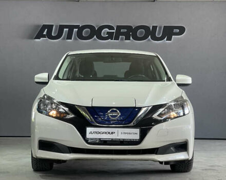 Белый Ниссан Sylphy, объемом двигателя 0 л и пробегом 95 тыс. км за 11699 $, фото 1 на Automoto.ua