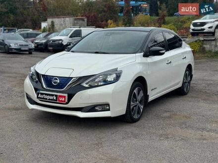 Ниссан Sylphy 2019 в Виннице на Automoto.ua Белый Ниссан Sylphy, объемом двигателя 0 л и пробегом 111 тыс. км за 14890 $, фото 1 на Automoto.ua