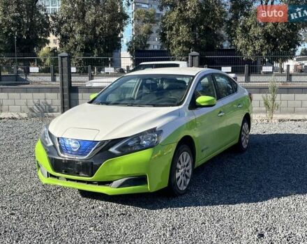 Белый Ниссан Sylphy, объемом двигателя 0 л и пробегом 100 тыс. км за 9500 $, фото 1 на Automoto.ua