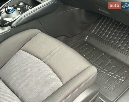 Черный Ниссан Sylphy, объемом двигателя 0 л и пробегом 50 тыс. км за 13200 $, фото 11 на Automoto.ua