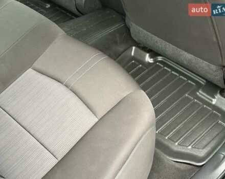 Черный Ниссан Sylphy, объемом двигателя 0 л и пробегом 50 тыс. км за 13200 $, фото 2 на Automoto.ua