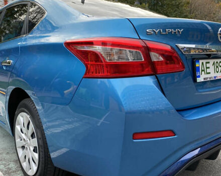 Синий Ниссан Sylphy, объемом двигателя 0 л и пробегом 70 тыс. км за 12500 $, фото 8 на Automoto.ua